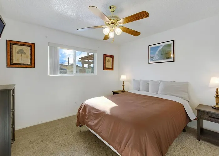Welcome To Cisco! Pool | Firepit | Minutestobridge Holiday home Lake Havasu City