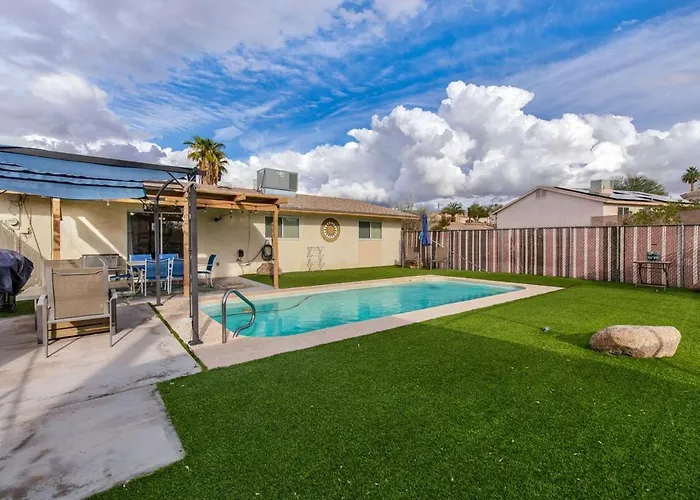 Welcome To Cisco! Pool | Firepit | Minutestobridge Holiday home Lake Havasu City
